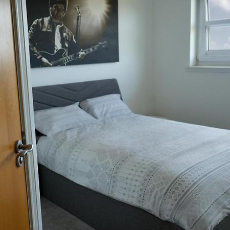 Modern Apartment Ayr Town Centre เพรสท์วิค ภายนอก รูปภาพ