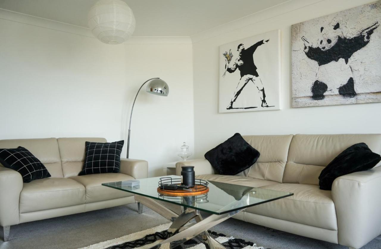 Modern Apartment Ayr Town Centre เพรสท์วิค ภายนอก รูปภาพ