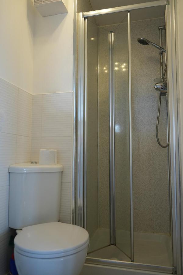 Modern Apartment Ayr Town Centre เพรสท์วิค ภายนอก รูปภาพ